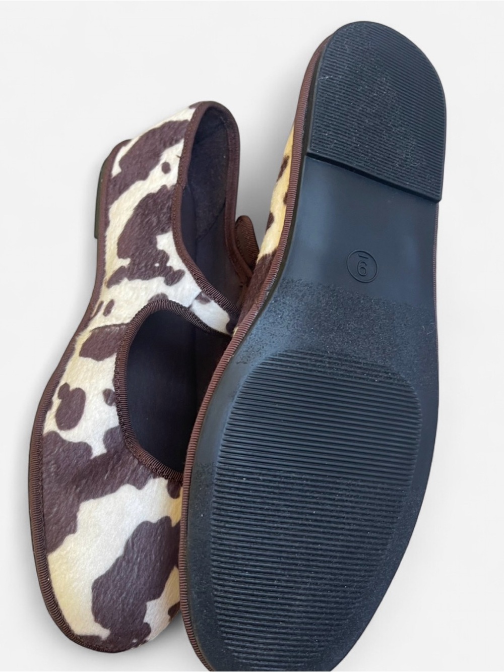 🤎  Chocolate Brown Cow Print 🐄 MEMORY FOAM Mary Janes - Brown & White | SIZE 9